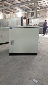 Tủ mạng FAMRACK 20UD600 ngoài trời