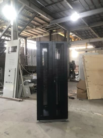 Tủ mạng FAMRACK 42UW800D1000